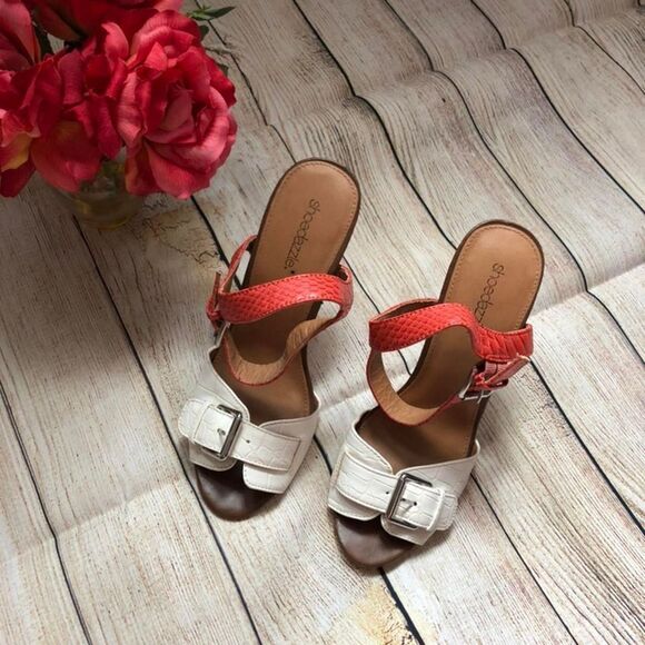 shoe dazzle heels white and - Picture 1 of 4